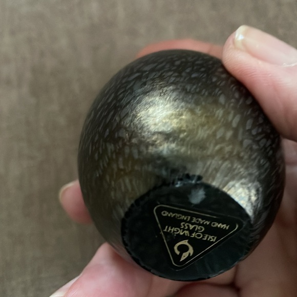 Isle of Wight paperweight - Picture 4 of 7